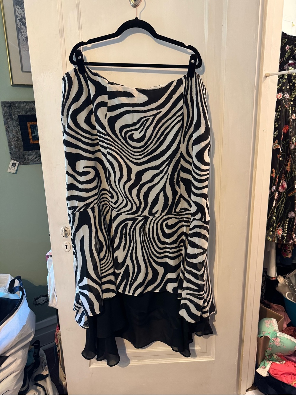 Lane Bryant Black & White Zebra Print Maxi Skirt - minor flaw
